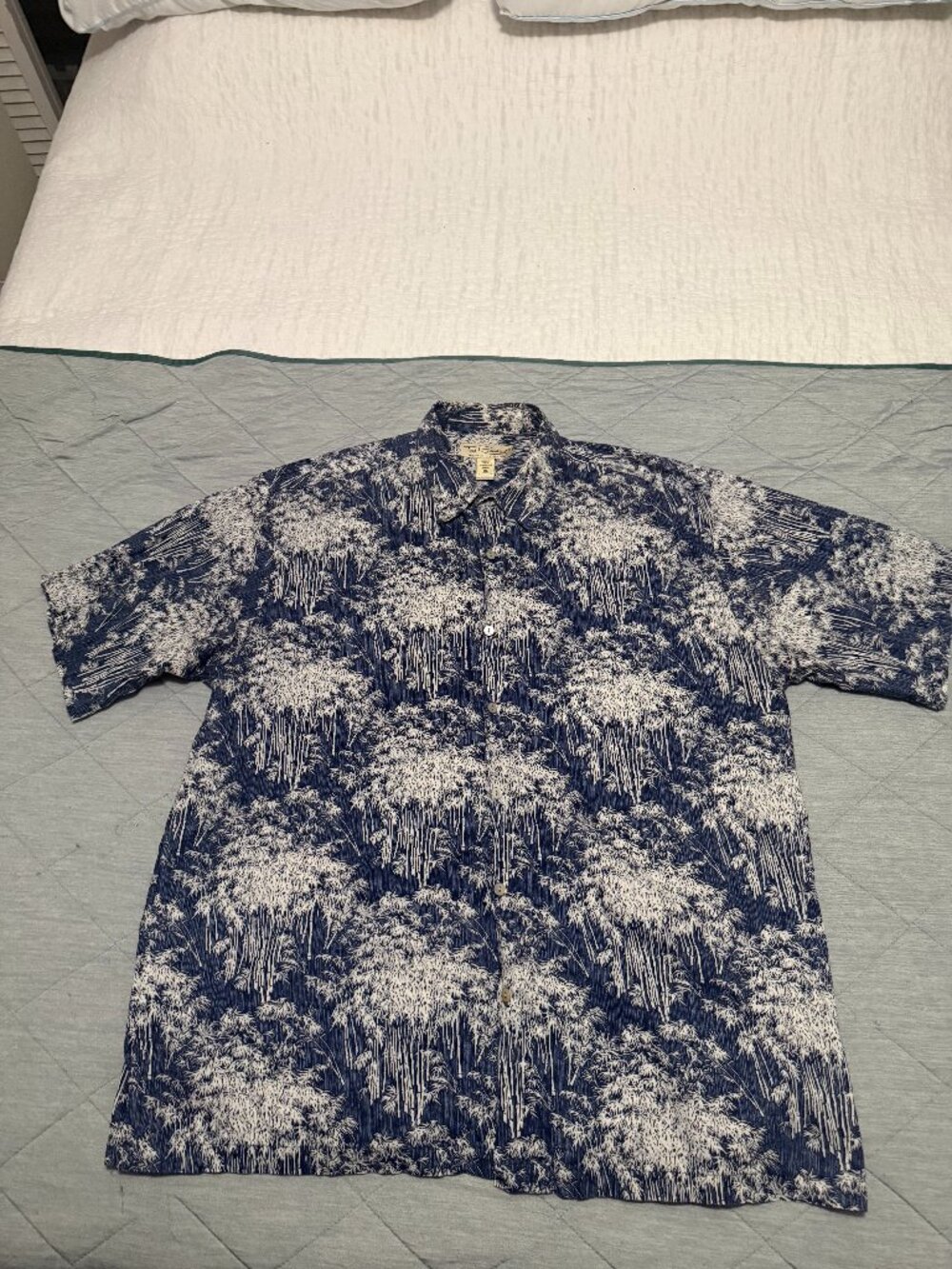 Vintage Tori Richard Bamboo Blue White Cotton Mens Aloha Hawaiian Shirt L